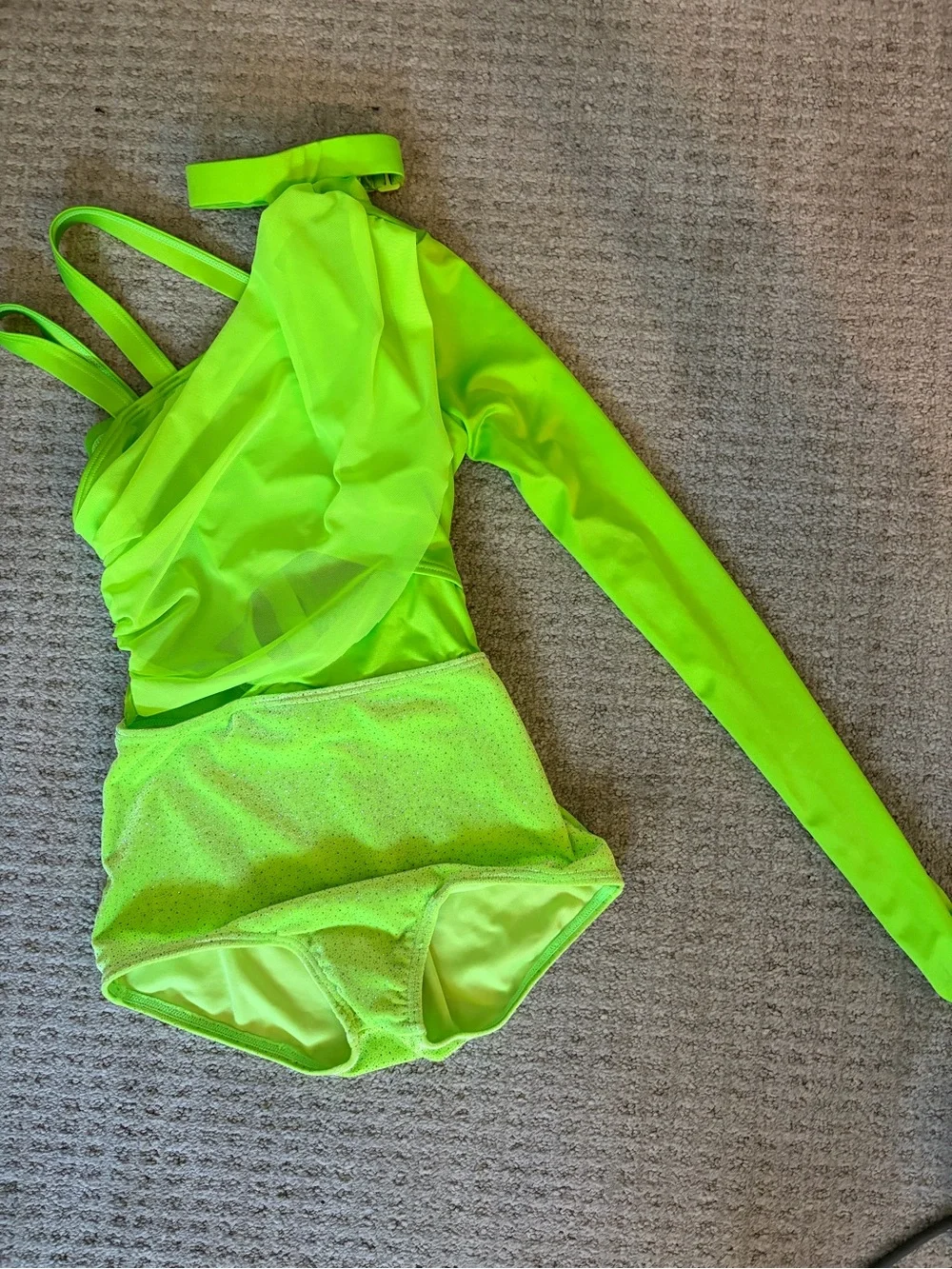 One-Shoulder dance costume neon green